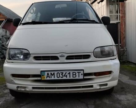 Белый Ниссан Ванетте, объемом двигателя 2.28 л и пробегом 266 тыс. км за 3200 $, фото 1 на Automoto.ua