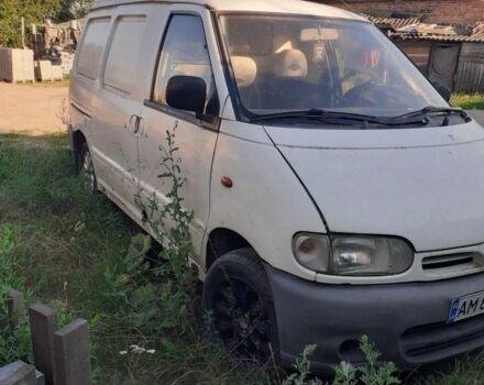 Білий Ніссан Ванетте, об'ємом двигуна 2 л та пробігом 438 тис. км за 1450 $, фото 1 на Automoto.ua