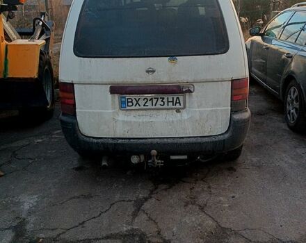 Білий Ніссан Ванетте, об'ємом двигуна 2.3 л та пробігом 385 тис. км за 1200 $, фото 1 на Automoto.ua