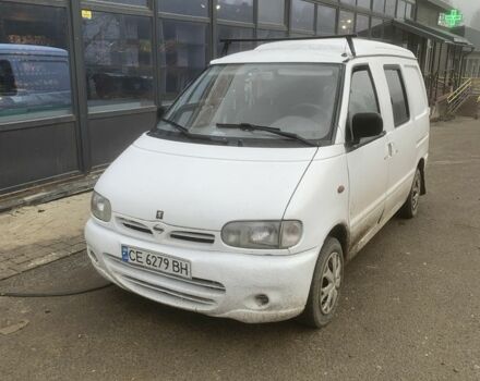 Білий Ніссан Ванетте, об'ємом двигуна 2.3 л та пробігом 320 тис. км за 2300 $, фото 1 на Automoto.ua