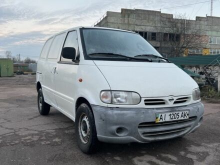 Белый Ниссан Ванетте, объемом двигателя 2.3 л и пробегом 240 тыс. км за 2300 $, фото 1 на Automoto.ua