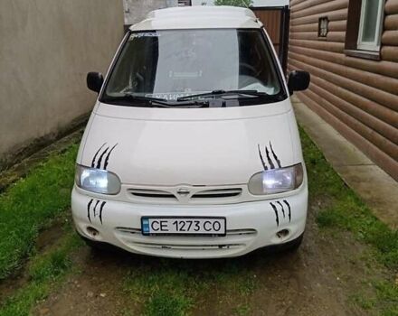 Белый Ниссан Ванетте, объемом двигателя 2.3 л и пробегом 300 тыс. км за 3600 $, фото 1 на Automoto.ua