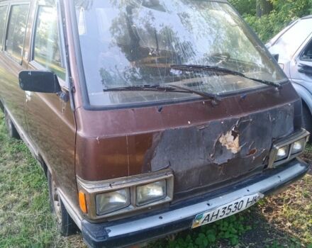 Коричневий Ніссан Ванетте, об'ємом двигуна 1.5 л та пробігом 450 тис. км за 363 $, фото 1 на Automoto.ua