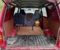 Красный Ниссан Ванетте, объемом двигателя 2 л и пробегом 250 тыс. км за 1200 $, фото 3 на Automoto.ua