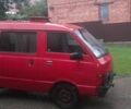 Красный Ниссан Ванетте, объемом двигателя 2 л и пробегом 300 тыс. км за 1900 $, фото 1 на Automoto.ua