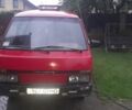 Красный Ниссан Ванетте, объемом двигателя 2 л и пробегом 300 тыс. км за 1900 $, фото 1 на Automoto.ua
