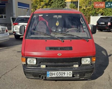 Красный Ниссан Ванетте, объемом двигателя 1.95 л и пробегом 237 тыс. км за 1800 $, фото 7 на Automoto.ua