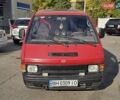 Красный Ниссан Ванетте, объемом двигателя 1.95 л и пробегом 237 тыс. км за 1800 $, фото 7 на Automoto.ua
