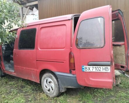 Червоний Ніссан Ванетте, об'ємом двигуна 2.3 л та пробігом 190 тис. км за 2250 $, фото 1 на Automoto.ua