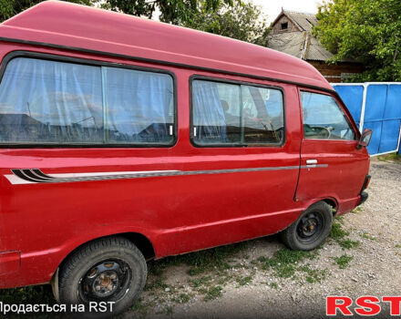 Червоний Ніссан Ванетте, об'ємом двигуна 1.5 л та пробігом 300 тис. км за 800 $, фото 6 на Automoto.ua