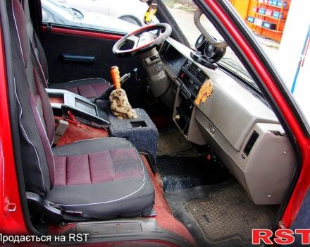 Красный Ниссан Ванетте, объемом двигателя 2 л и пробегом 275 тыс. км за 1200 $, фото 6 на Automoto.ua