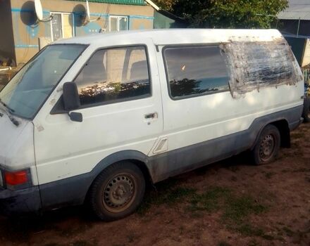 Ниссан Ванетте, объемом двигателя 2 л и пробегом 200 тыс. км за 850 $, фото 1 на Automoto.ua