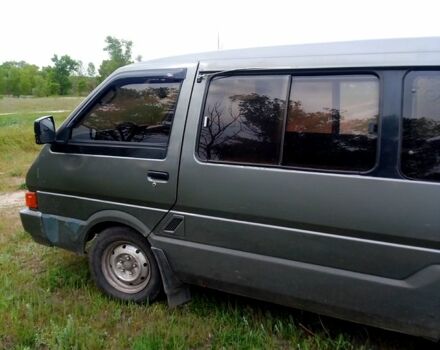 Ніссан Ванетте, об'ємом двигуна 2 л та пробігом 123 тис. км за 2200 $, фото 3 на Automoto.ua