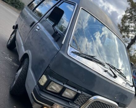 Серый Ниссан Ванетте, объемом двигателя 1.6 л и пробегом 200 тыс. км за 999 $, фото 7 на Automoto.ua