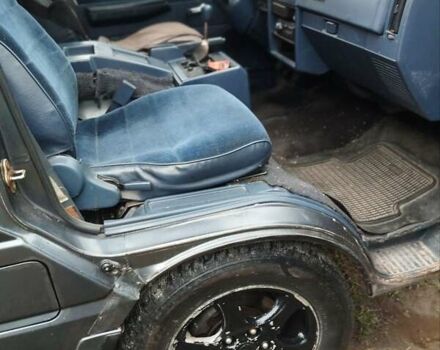 Синий Ниссан Ванетте, объемом двигателя 1.95 л и пробегом 300 тыс. км за 1600 $, фото 11 на Automoto.ua