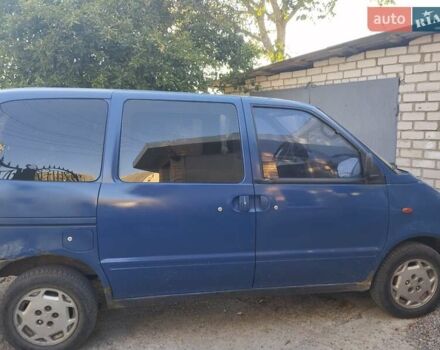 Синій Ніссан Ванетте, об'ємом двигуна 2.3 л та пробігом 303 тис. км за 2500 $, фото 1 на Automoto.ua