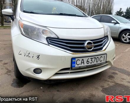 Белый Ниссан Верса, объемом двигателя 1.6 л и пробегом 250 тыс. км за 7000 $, фото 2 на Automoto.ua