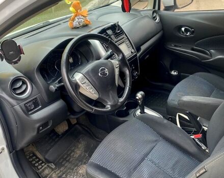 Белый Ниссан Верса, объемом двигателя 1.6 л и пробегом 250 тыс. км за 7000 $, фото 4 на Automoto.ua