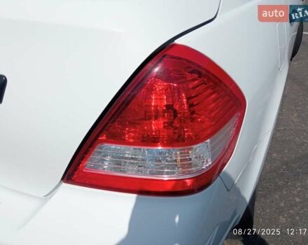 Білий Ніссан Верса, об'ємом двигуна 1.6 л та пробігом 44 тис. км за 7000 $, фото 66 на Automoto.ua