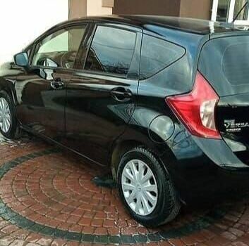 Черный Ниссан Верса, объемом двигателя 1.6 л и пробегом 99 тыс. км за 9800 $, фото 2 на Automoto.ua