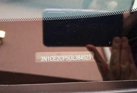 Черный Ниссан Верса, объемом двигателя 1.6 л и пробегом 99 тыс. км за 9800 $, фото 4 на Automoto.ua