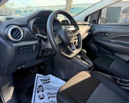 Черный Ниссан Верса, объемом двигателя 1.6 л и пробегом 22 тыс. км за 3900 $, фото 4 на Automoto.ua