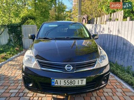 Ніссан Верса 2012 у Ирпене на Automoto.ua Чорний Ніссан Верса, об'ємом двигуна 1.8 л та пробігом 254 тис. км за 7100 $, фото 1 на Automoto.ua