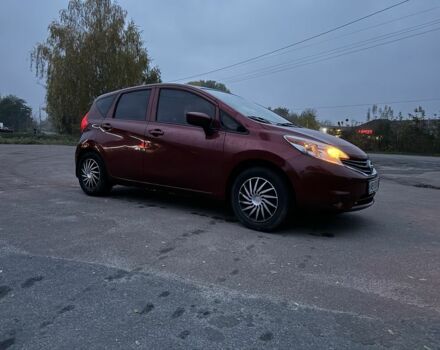 Красный Ниссан Верса, объемом двигателя 0 л и пробегом 195 тыс. км за 6999 $, фото 5 на Automoto.ua
