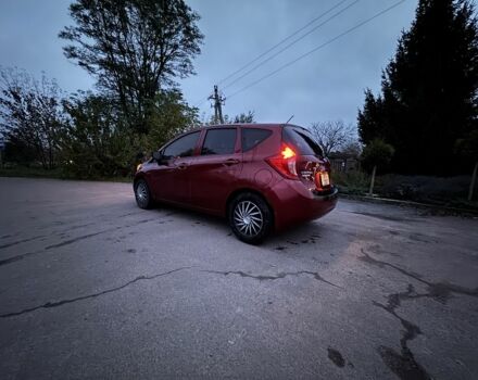 Красный Ниссан Верса, объемом двигателя 0 л и пробегом 195 тыс. км за 6999 $, фото 2 на Automoto.ua