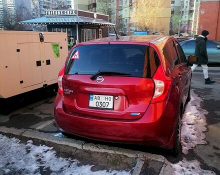 Червоний Ніссан Верса, об'ємом двигуна 1.6 л та пробігом 170 тис. км за 6600 $, фото 1 на Automoto.ua