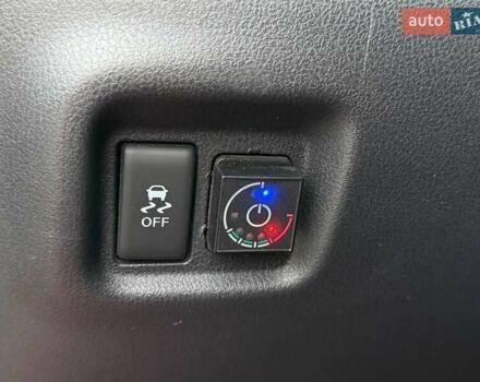 Красный Ниссан Верса, объемом двигателя 1.6 л и пробегом 125 тыс. км за 9300 $, фото 34 на Automoto.ua