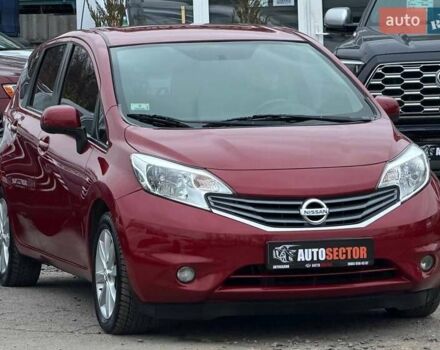 Красный Ниссан Верса, объемом двигателя 1.6 л и пробегом 125 тыс. км за 9300 $, фото 4 на Automoto.ua