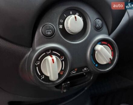 Красный Ниссан Верса, объемом двигателя 1.6 л и пробегом 125 тыс. км за 9300 $, фото 31 на Automoto.ua