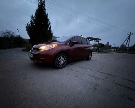 Красный Ниссан Верса, объемом двигателя 0 л и пробегом 195 тыс. км за 6999 $, фото 1 на Automoto.ua