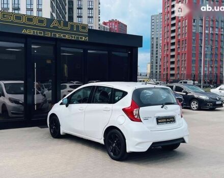 Ниссан Верса, объемом двигателя 1.6 л и пробегом 38 тыс. км за 11200 $, фото 4 на Automoto.ua