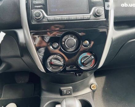 Ниссан Верса, объемом двигателя 1.6 л и пробегом 38 тыс. км за 11200 $, фото 13 на Automoto.ua