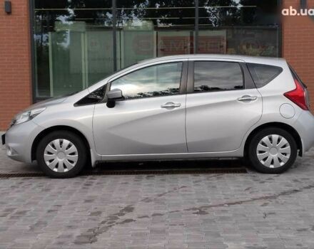 Ниссан Верса, объемом двигателя 1.6 л и пробегом 92 тыс. км за 8290 $, фото 5 на Automoto.ua