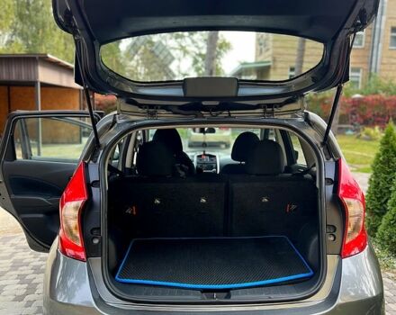 Серый Ниссан Верса, объемом двигателя 1.6 л и пробегом 144 тыс. км за 9000 $, фото 6 на Automoto.ua