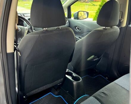 Серый Ниссан Верса, объемом двигателя 1.6 л и пробегом 144 тыс. км за 9000 $, фото 4 на Automoto.ua