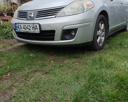 Серый Ниссан Верса, объемом двигателя 1.8 л и пробегом 218 тыс. км за 5000 $, фото 1 на Automoto.ua