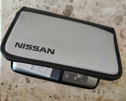 Сірий Ніссан Верса, об'ємом двигуна 1.8 л та пробігом 140 тис. км за 7100 $, фото 10 на Automoto.ua