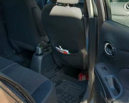 Серый Ниссан Верса, объемом двигателя 1.6 л и пробегом 130 тыс. км за 7500 $, фото 3 на Automoto.ua