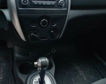 Серый Ниссан Верса, объемом двигателя 1.6 л и пробегом 142 тыс. км за 4500 $, фото 7 на Automoto.ua