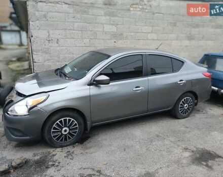 Серый Ниссан Верса, объемом двигателя 1.6 л и пробегом 142 тыс. км за 4500 $, фото 1 на Automoto.ua