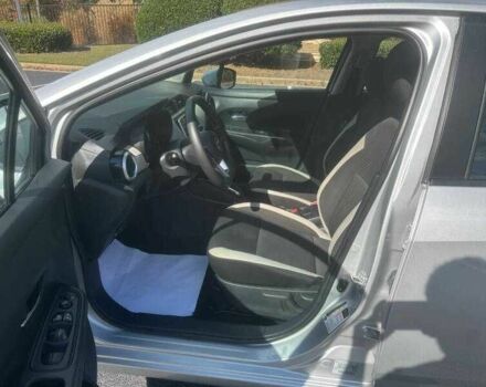 Серый Ниссан Верса, объемом двигателя 1.6 л и пробегом 34 тыс. км за 3400 $, фото 4 на Automoto.ua