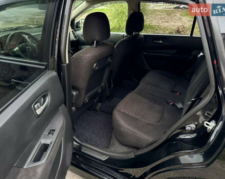 Черный Ниссан Вингроад, объемом двигателя 1.5 л и пробегом 62 тыс. км за 7400 $, фото 17 на Automoto.ua