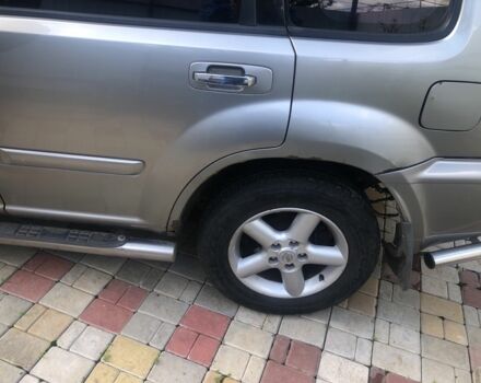 Сірий Ніссан Ікс-Терра, об'ємом двигуна 2.5 л та пробігом 320 тис. км за 4300 $, фото 7 на Automoto.ua