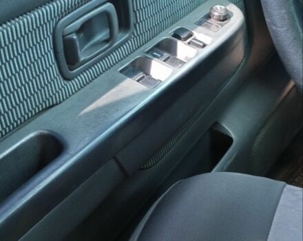 Сірий Ніссан Ікс-Терра, об'ємом двигуна 3 л та пробігом 160 тис. км за 4400 $, фото 3 на Automoto.ua