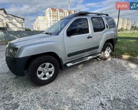 Сірий Ніссан Ікс-Терра, об'ємом двигуна 4 л та пробігом 227 тис. км за 16800 $, фото 7 на Automoto.ua