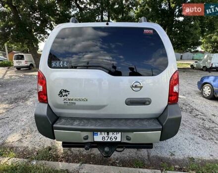 Сірий Ніссан Ікс-Терра, об'ємом двигуна 4 л та пробігом 227 тис. км за 16800 $, фото 4 на Automoto.ua
